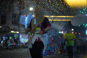 BIB: 30051
                            <button type="button" onclick="openModal(21750345)" class="btn btn-primary btn-sm float-right btn-popup" data-toggle="modal" data-target=".modal-high-quality">
                        <i class="fas fa-shopping-cart"></i> Add to Cart
                    </button>
                                            <button type="button" onclick="isThisMe(21750345, true)" class="btn btn-success btn-sm float-right btn-popup btn-isme hidden" data-toggle="tooltip" data-placement="bottom" title="นี่คือรูปของคุณใช่ไหม คลิกที่นี่เพื่อเอาเข้าอัลบั้ม">
                        <i class="fas fa-plus"></i> Add to album
                    </button>
                    <button type="button" onclick="isThisMe(21750345, false)" class="btn btn-warning btn-sm float-right btn-popup btn-isnotme hidden">
                        <i class="fas fa-ban"></i> Remove from album
                    </button>